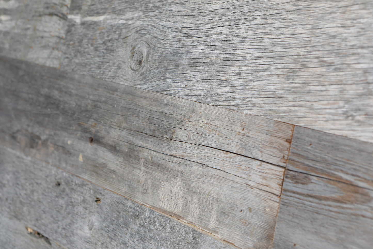 LYNX - ross alan reclaimed lumber